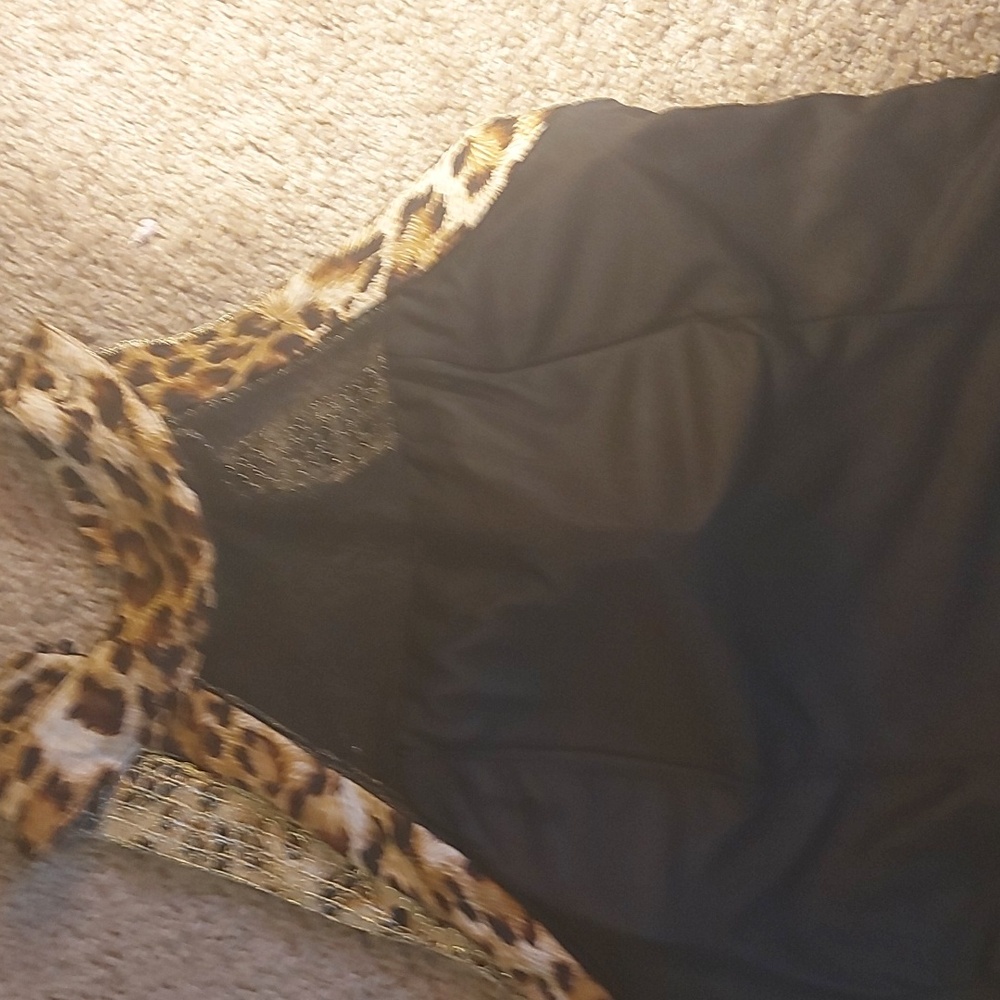 Dress - Picture 4 of 8